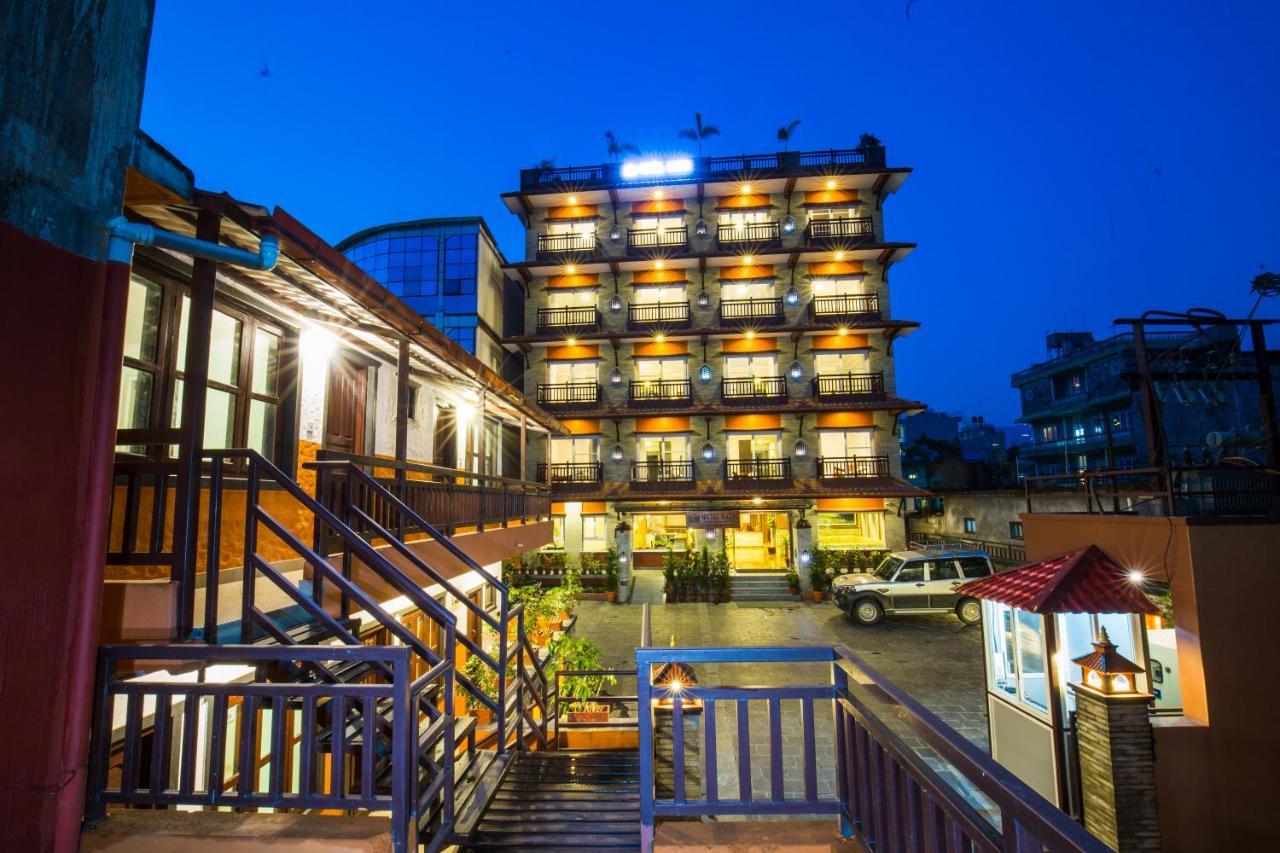 Hotel Kausi Pokhara Exterior photo